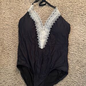 Women’s One-Piece Swimsuit